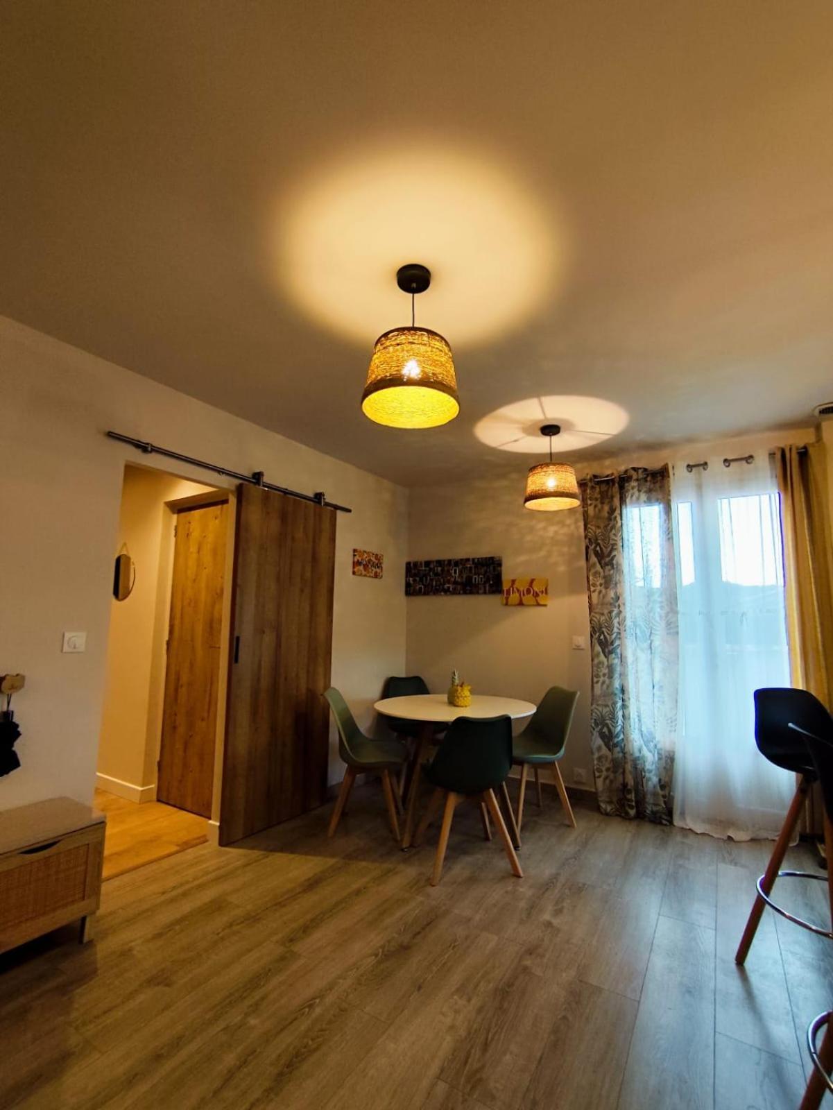 Вилла Cabanon Avec Dependance Saint-Mitre-les-Remparts Экстерьер фото